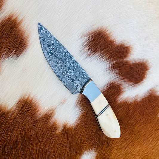 Handmade Damascus skinnner knife