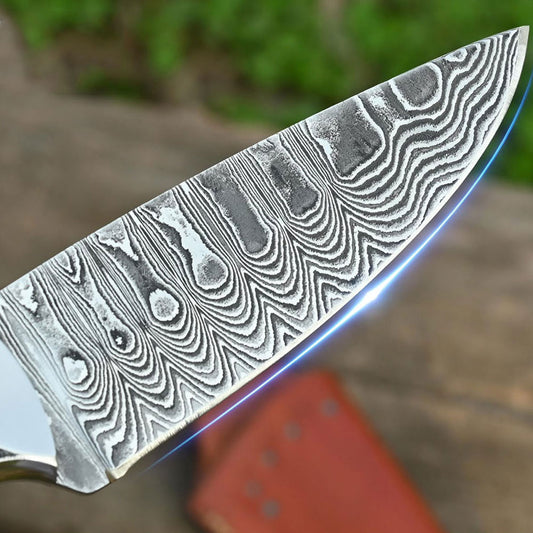 Hand forged Stainless steel Damascus Hunting Knife high quality steel and sharpness
