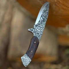 Hand Engraved high quality D2 steel Hunting Knife high sharpness